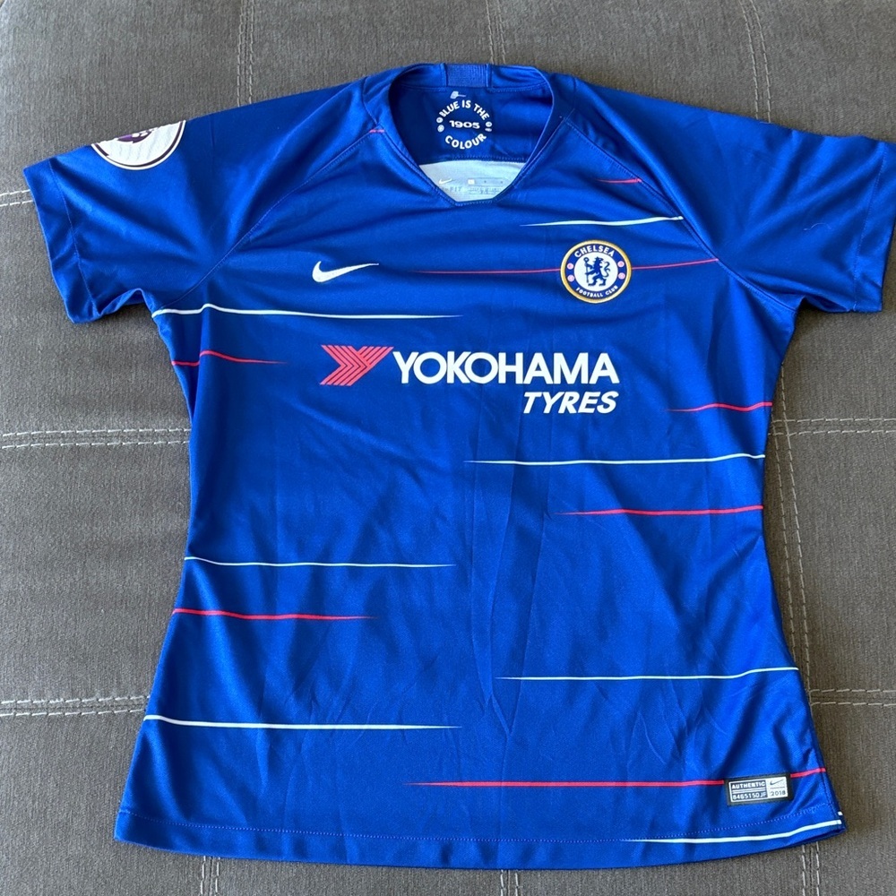 Nike Blue Chelsea FC Soccer Jersey 1 NKIRU . L
